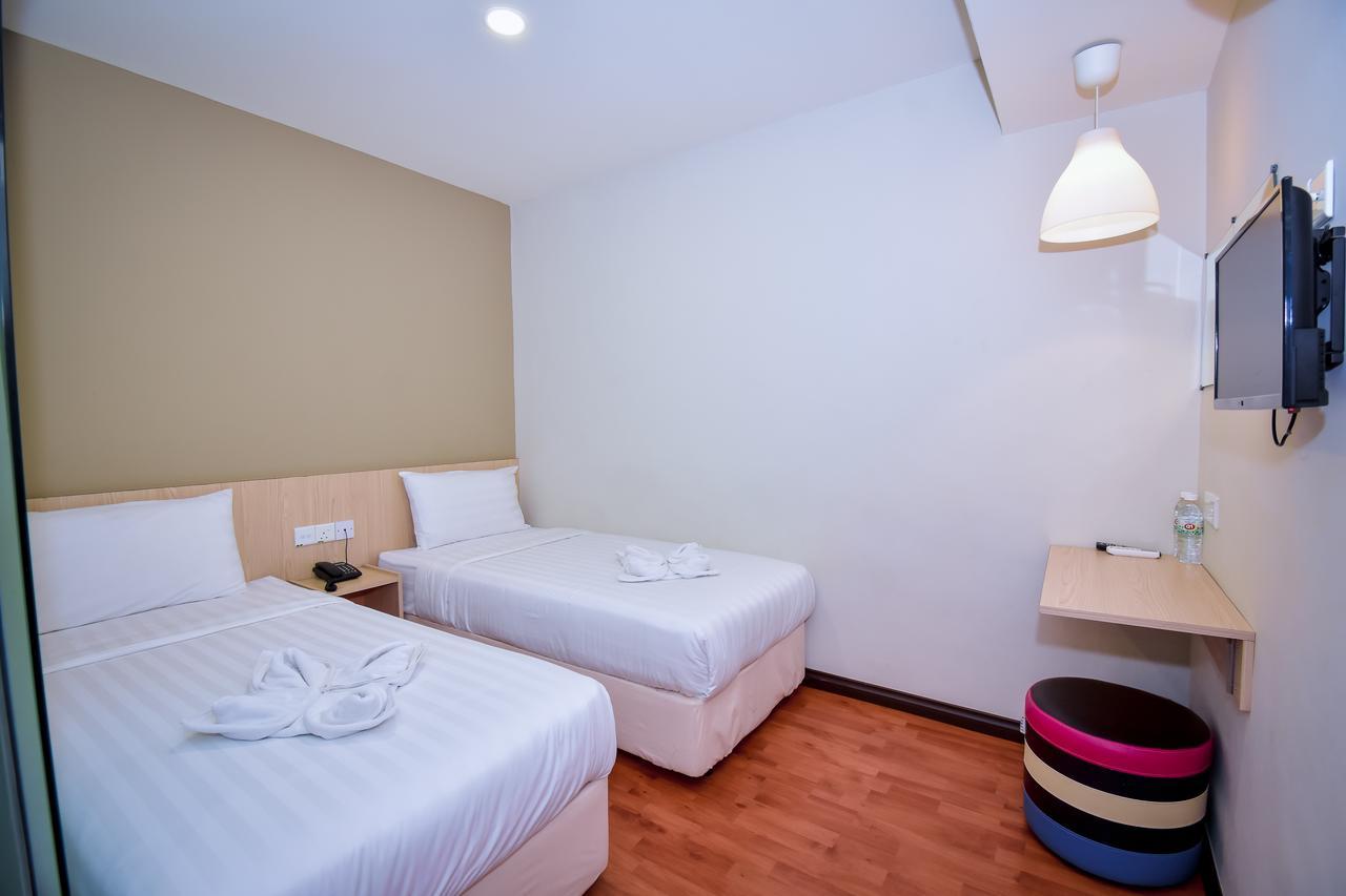 Eden Boutique Hotel Тавау Екстериор снимка