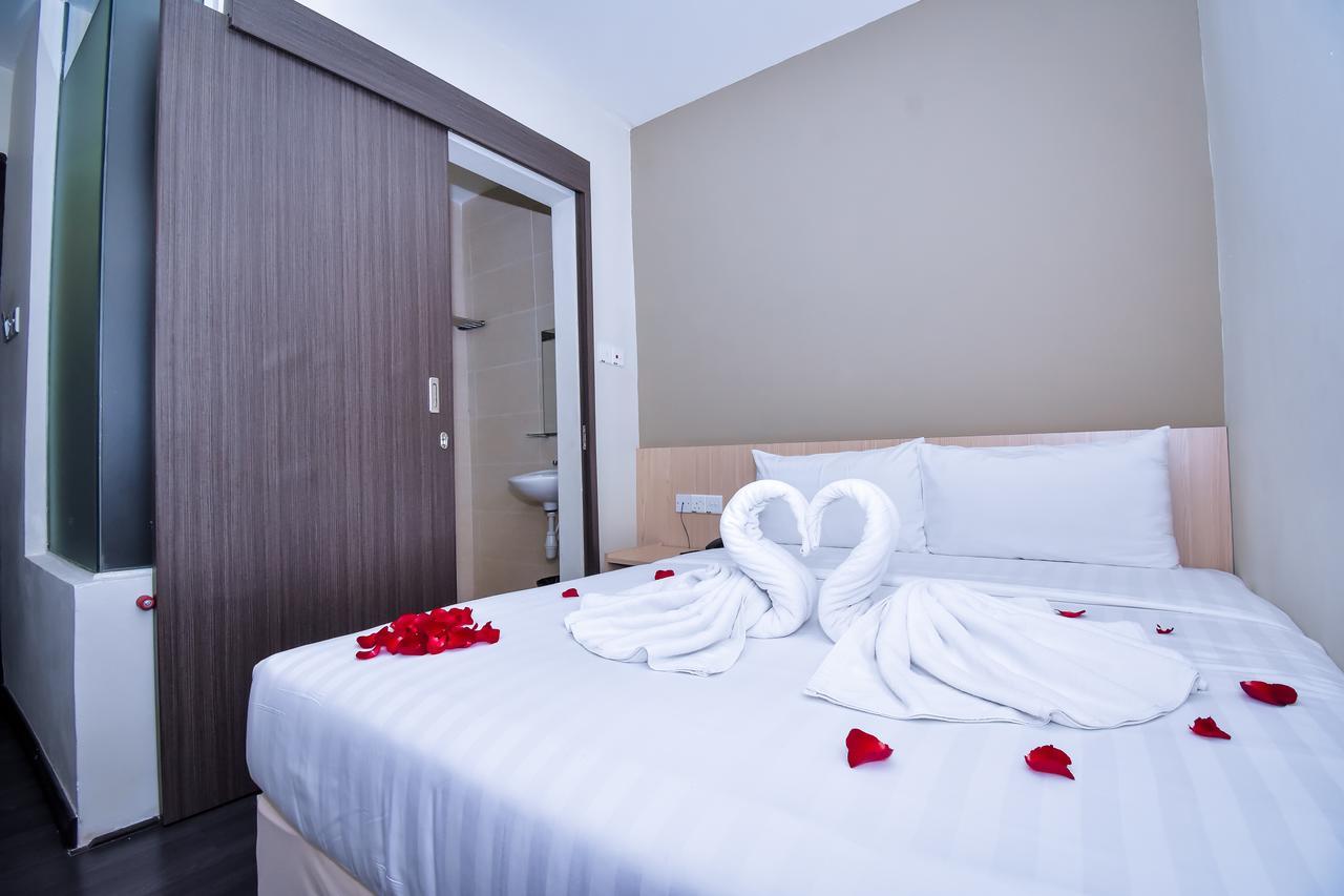 Eden Boutique Hotel Тавау Екстериор снимка